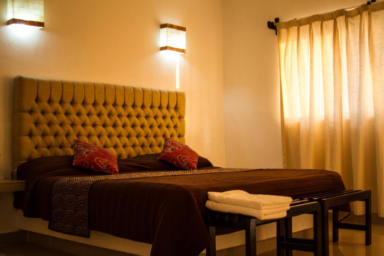 Hotel Arista Bugambilias Puerto Arista Ngoại thất bức ảnh